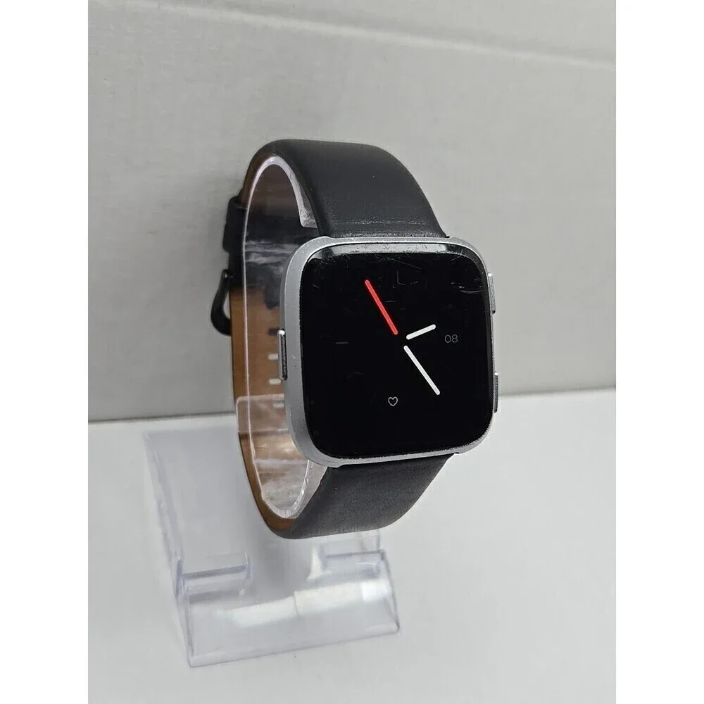 Fitbit Versa FB505 Special Edition Silver Smartwatch Activity Tracker No Charger